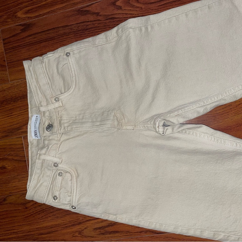Zara Beige Jeans